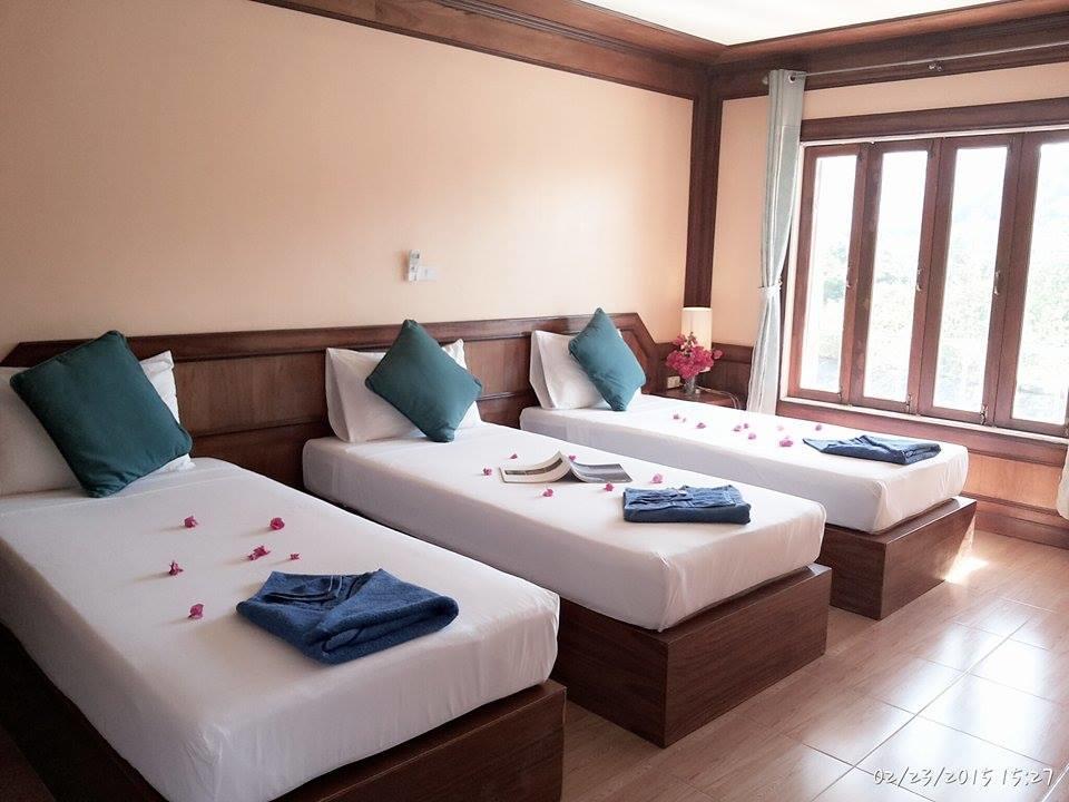 מלון קראבי Golden Hill Bungalows מראה חיצוני תמונה