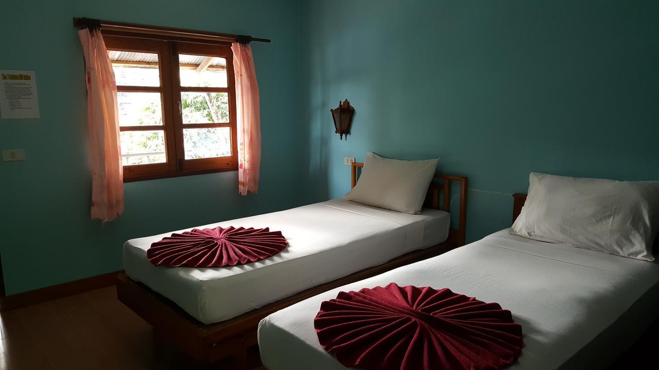 מלון קראבי Golden Hill Bungalows מראה חיצוני תמונה