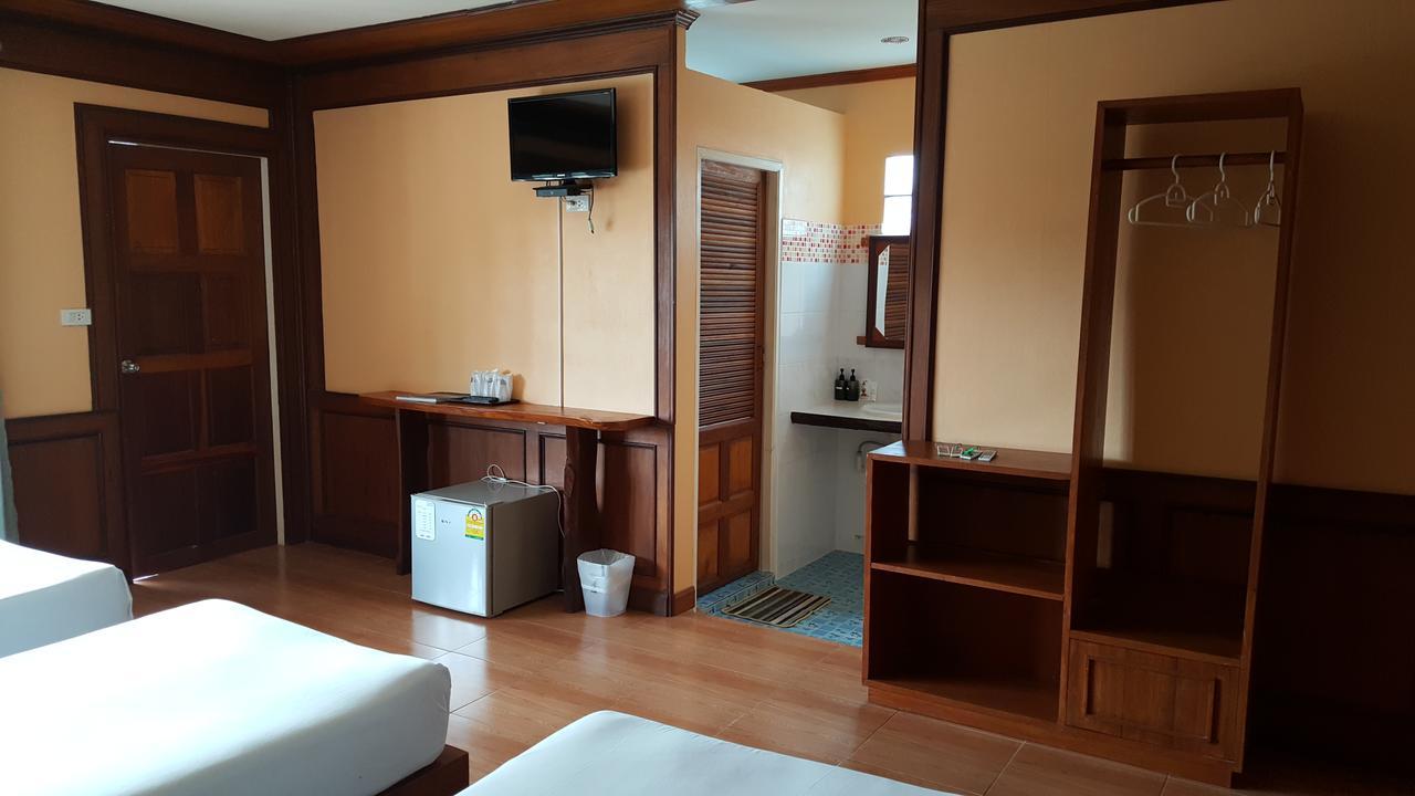 מלון קראבי Golden Hill Bungalows מראה חיצוני תמונה
